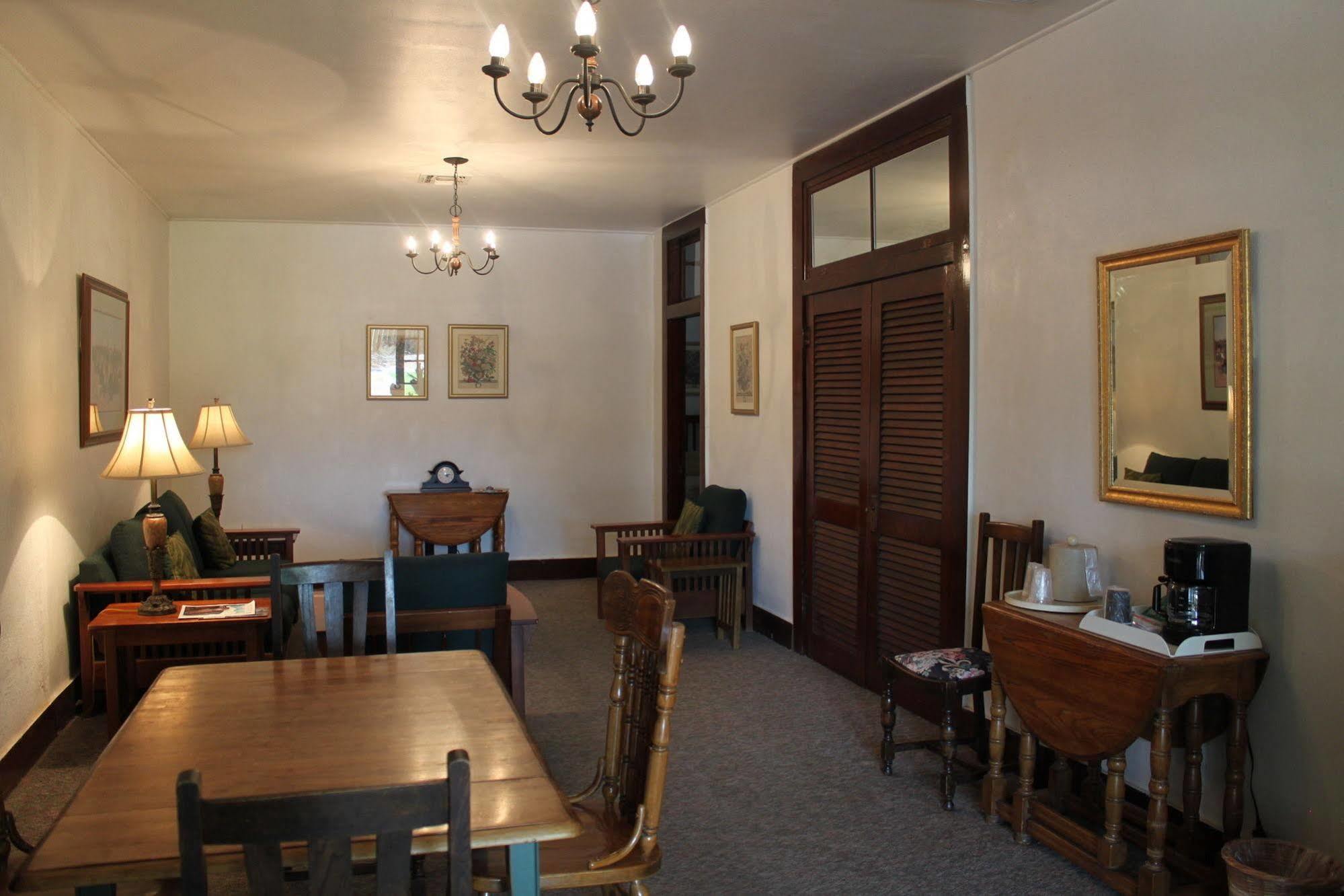 The Hotel Limpia Fort Davis Eksteriør billede